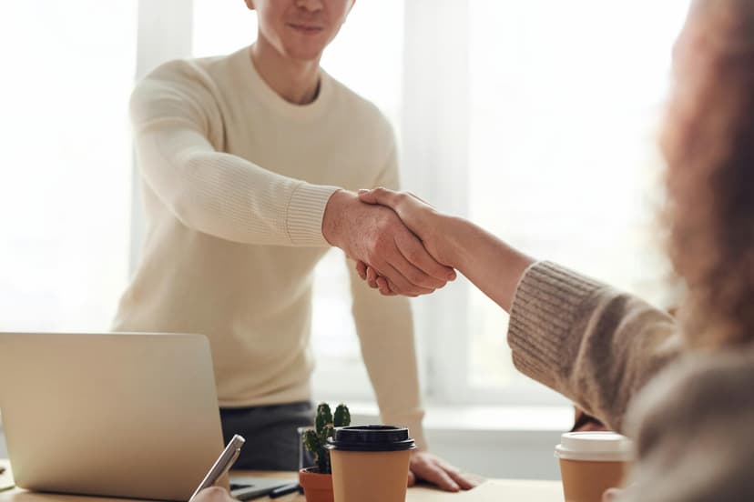 Creando un Resumen Profesional Convincente: La Primera Impresión de tu Currículum